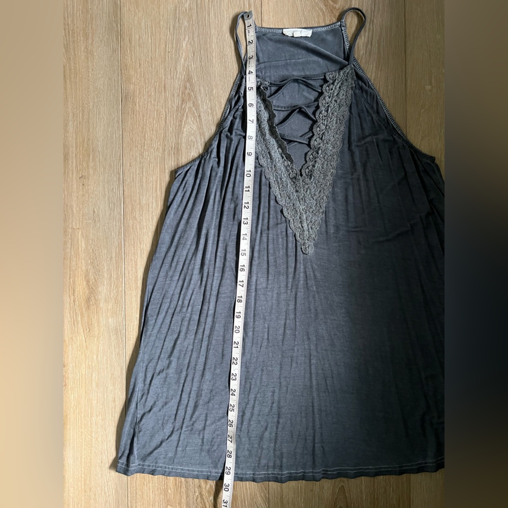 easel Gray Lace-Trim Crisscross Sleeveless Top - Picture 5 of 7